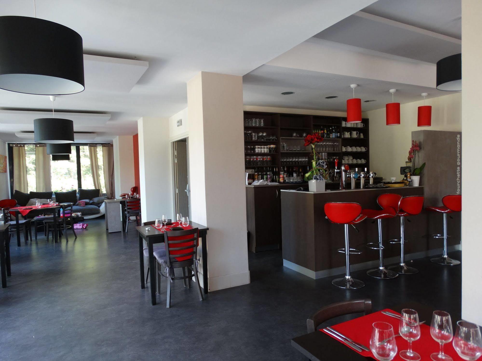 Hotel Restaurant L Echo Du Lac Gérardmer Eksteriør billede